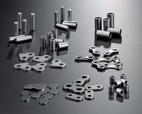 Polishing solutions for chain manufacturers